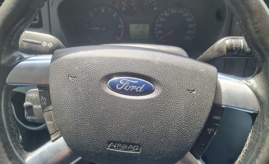 Ford Transit 260S 2.2 TDCI, Nieuwe APK