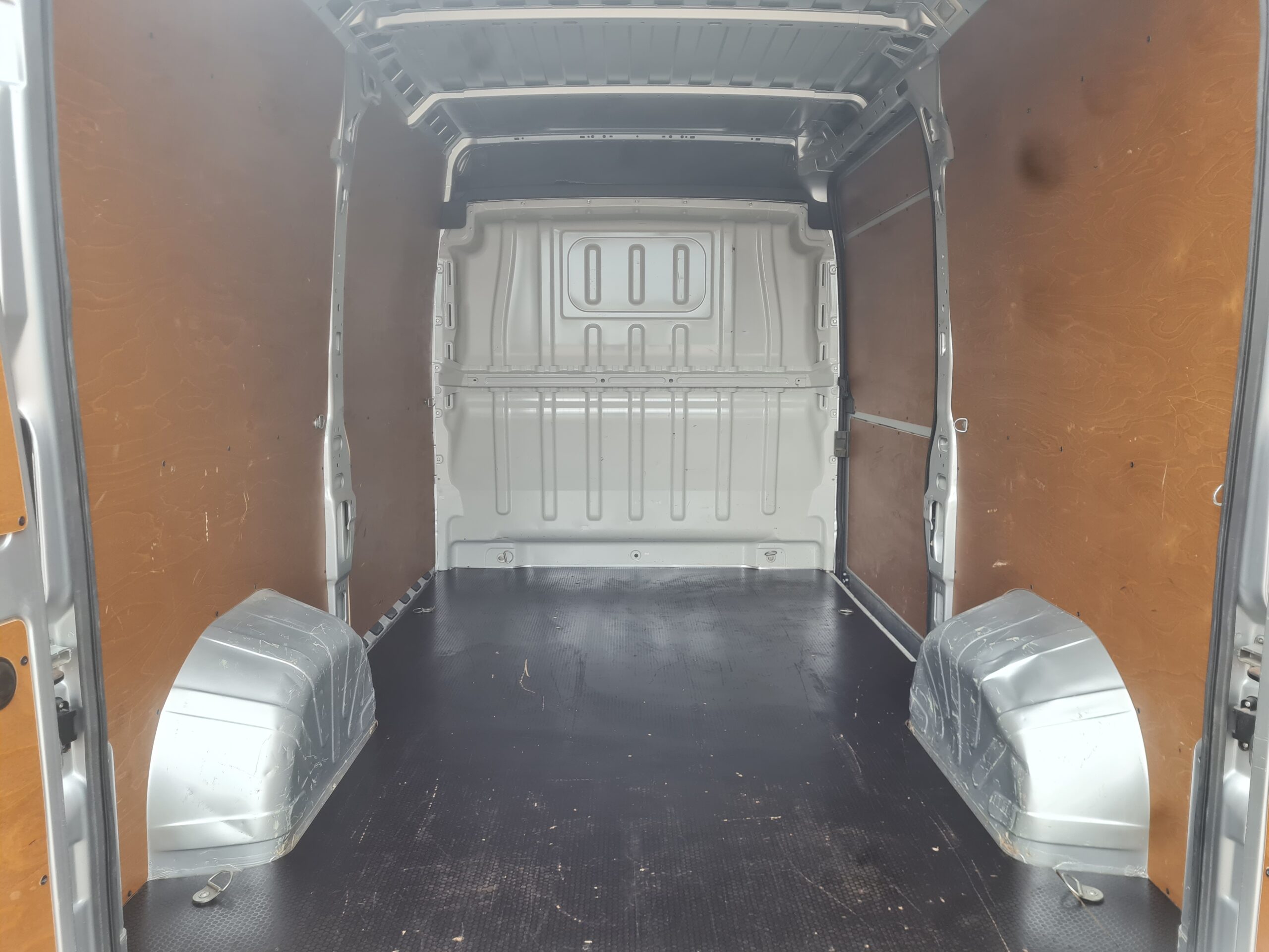 Fiat Ducato 30 2.3 MultiJet L2H2, 27.283 Km N.A.P.