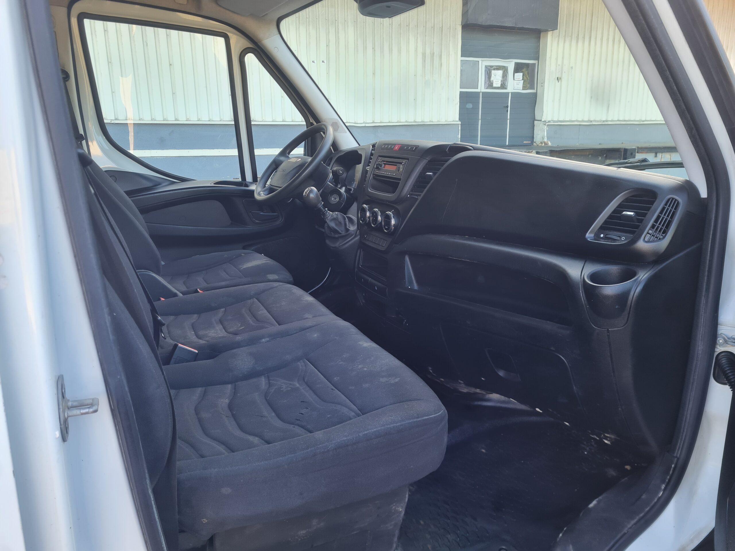 Iveco Daily, 35S15V 2.3 L2H2, Bj 2015