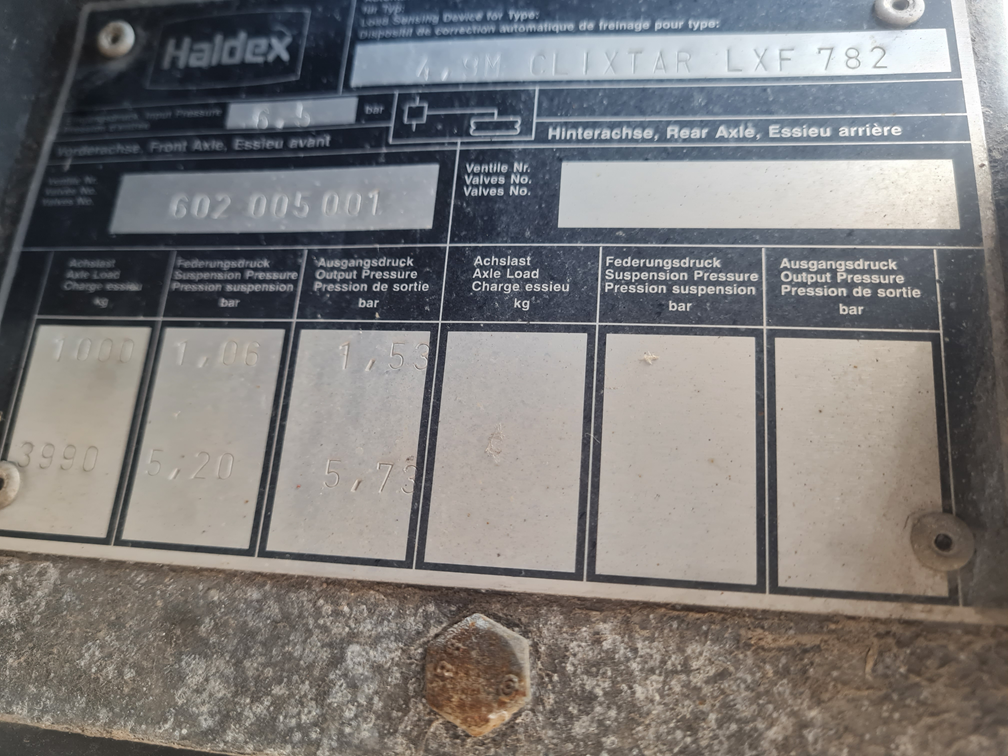 Iveco 40C17 BE Clixtar, Dubbel cabine, Veldhuizen trailer