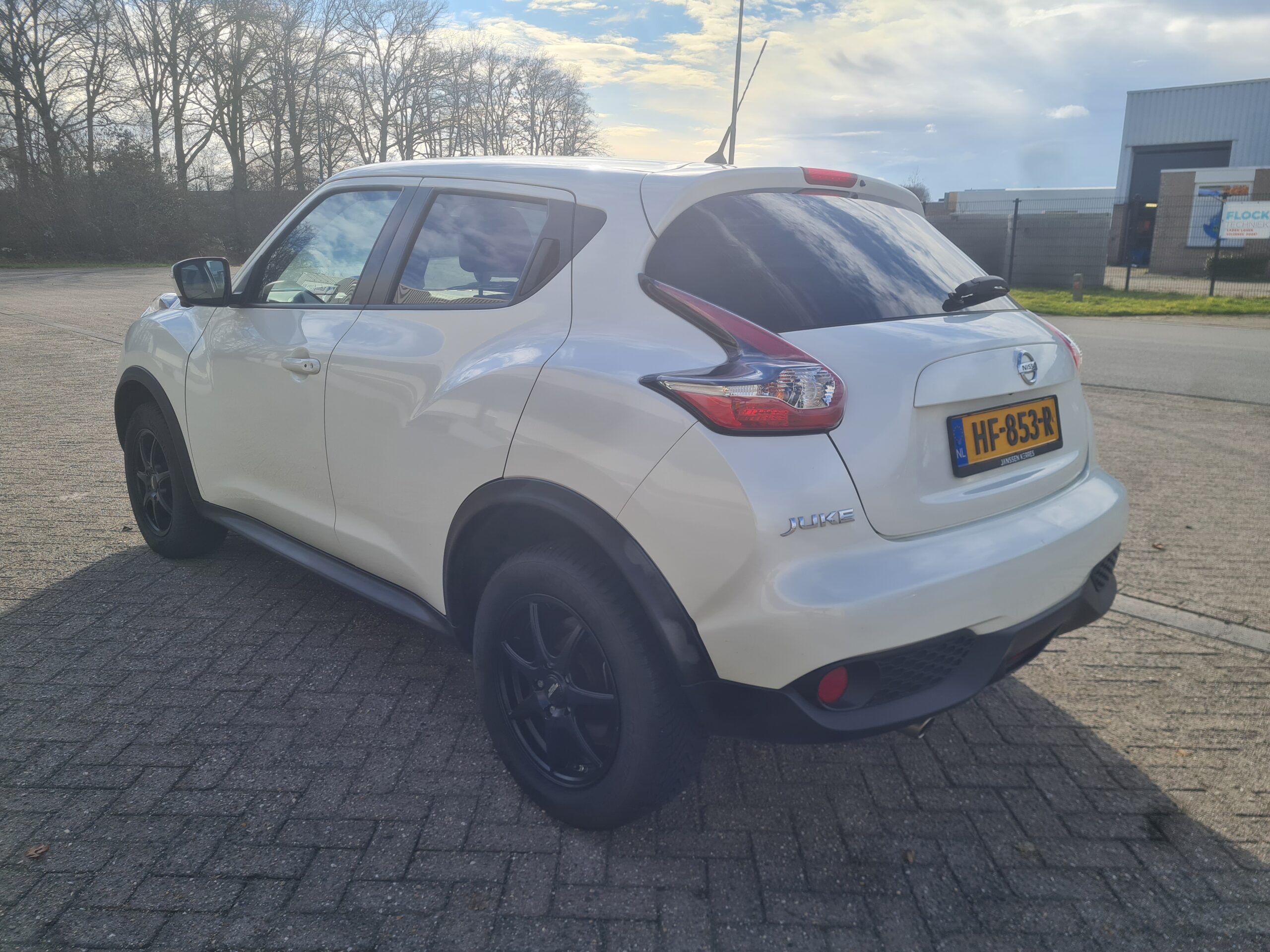 Nissan Juke 1.6 Connect Edition