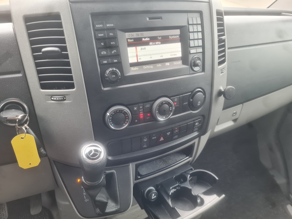 Mercedes-Benz Sprinter 214 CDI L2 H2. 9 persoons, Bj 2018