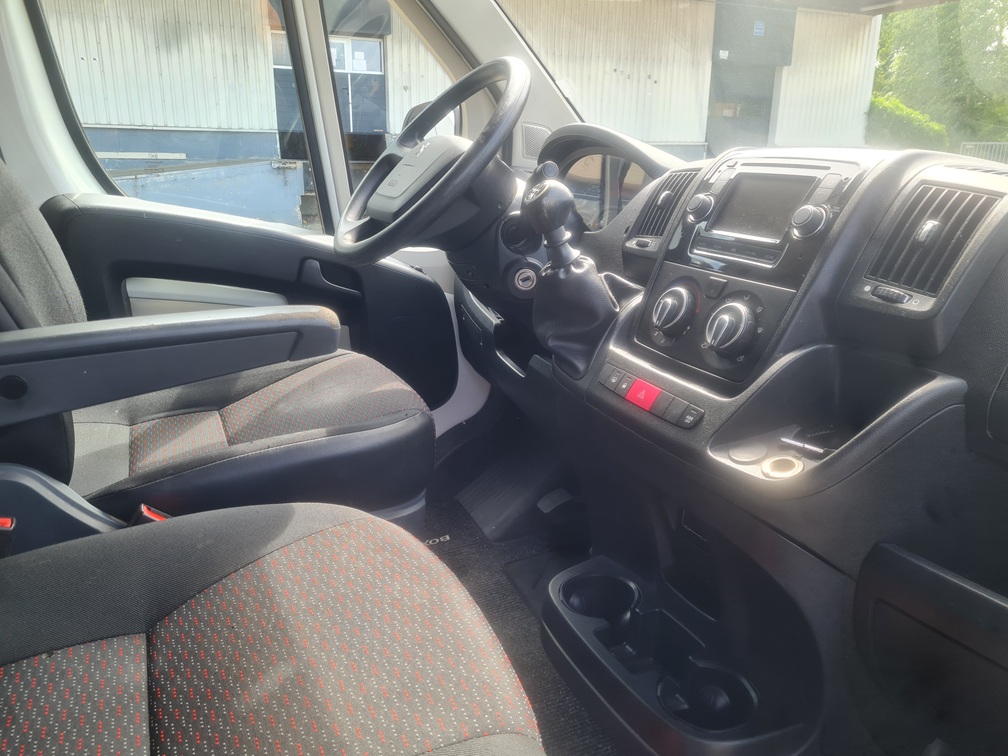 Peugeot Boxer 335 2.0 BlueHDI L2H2 Euro 6