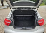 Mercedes-Benz A-klasse 180 Ambition AMG pakket
