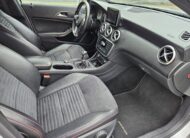 Mercedes-Benz A-klasse 180 Ambition AMG pakket